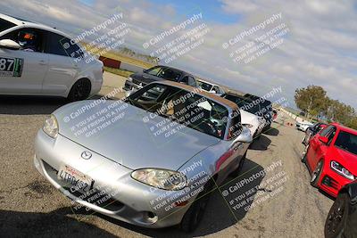 media/Mar-30-2025-Speed Ventures (Sun) [[39e6b1441d]]/Yellow/Grid/